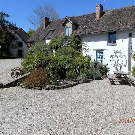 Domaine De Varenne Bed & Breakfast Saint-Amand-en-Puisaye Exterior photo